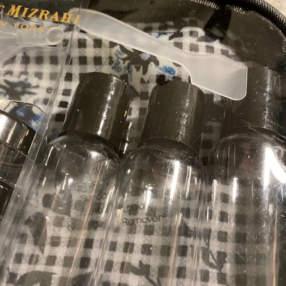 Isaac  Mizrahi  Travel Bottle Kit